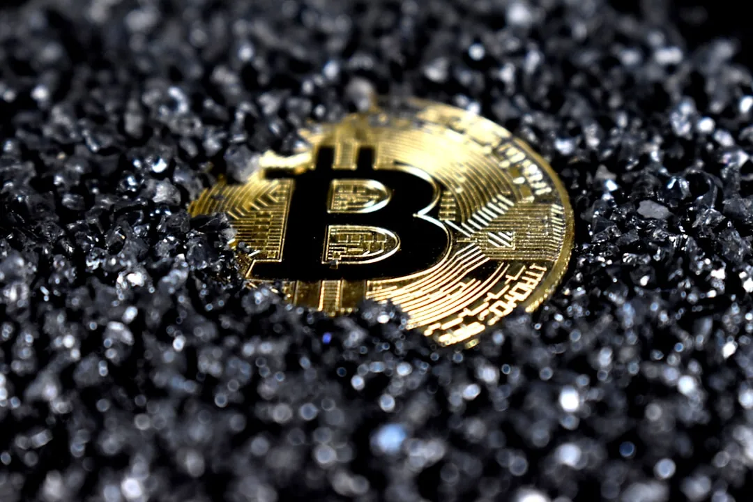 녹색 캔들 차트와 시장 데이터 화면을 형상화한 이미지로, UNI 약 2.5 USD 박스 가격 단계와 일일 소각 약 13.4만 UNI 기록 단계를 다루는 본문 섹션을 보조한다